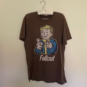 Boys "Fallout" tshirt in size large